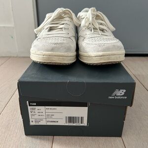 New Balance Women's Sneakers in Light Gray